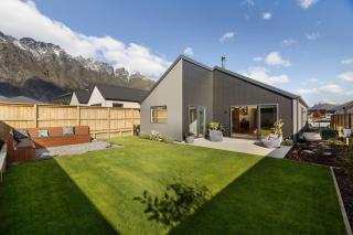 Remarkable Retreat - Frankton - 0