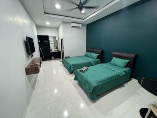 HMI Roomstay - 1