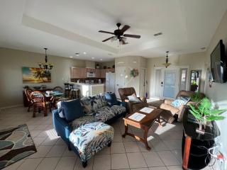 One-story condo near South Padre Island - Laguna Vista - 8