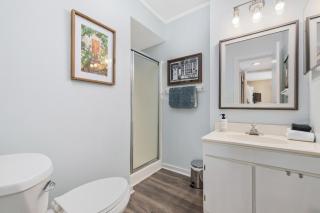Southern Charm Condo with Ocean View in Shore Drive Area - Myrtle Beach - 8