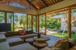 Green View 5 BR River View Villa CYN - Canggu - 8