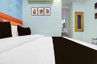 Hotel O N.K. Residency - New Delhi - 1