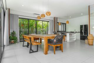 Villa Damai Canggu - 6