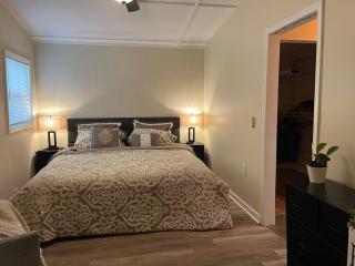 3Bed 2Bth King Bed Laundry Walk Score 65 - Tampa - 9
