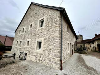 La Ferme de Gabriela, logement haut de gamme dans le Jura - Châtillon - 9