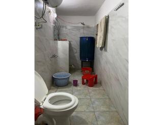 Bhat guest house, Qazigund - - 9