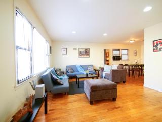 Roomy and Upscale 2BR apartment near NYC - Jersey City - 9