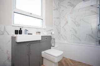 Lydia Terrace Parking Wi-fi - 8