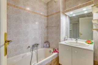Garden View Daturas - Happy Rentals - 3