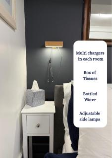 Chapel Court - Worcester City Centre - Free Parking Available - Entire Apartment - Self Check-In - Outside Space - Free WI-FI - 4