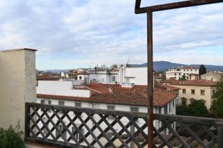Small penthouse with a terrace - Florencia - 6