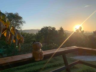 Tiny House on the Hill Farmstay - Ban Kat Khi Lek - 4