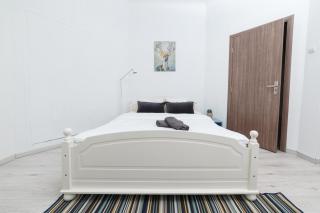 Old Town Street Franceza 52 - 4