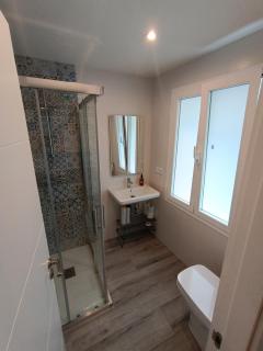 Apartamento nuevo y cómodo al lado de la Catedral - Burgos - 2