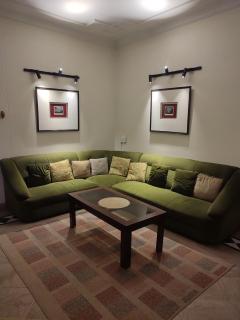 Comfy 2BHK Apartment in F11 - Islamabad - 9