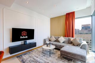 1BR Gem with Stunning Marina Views, Close to Metro - 2