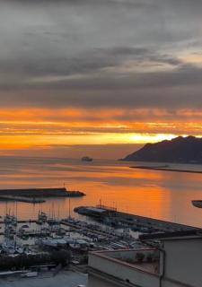 Mareluna Penthouse - Luxury Suites - Salerno - 0