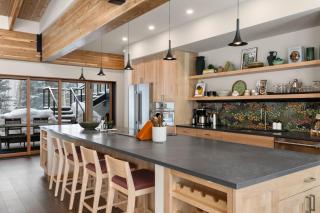 Saddle Horn Lane home - 9