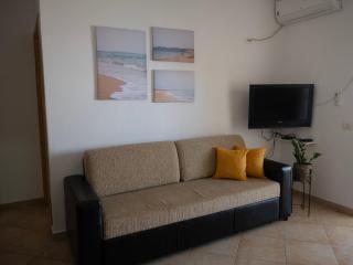 Hoxha Veranda Apartment - 6