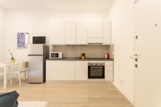 Gorizia Modern One Bedroom by Halldis - Milan - 8