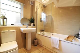 Signature - Cross House - Lanark - 8