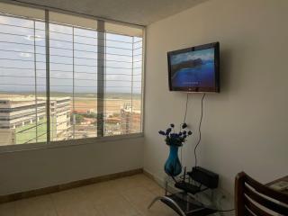 Apartamento completo frente al Aeropuerto ideal para viajes y tránsito en el aeropuerto - Catia La Mar - 9