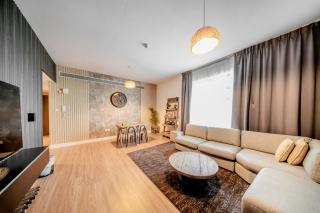 2 Bedroom WoodHouse By Blue Holidays - Sharjah - 7