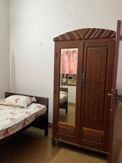 Raphel's nest - Madras - 4