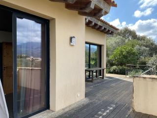Altana - Wifi - View - Terrace - Central - Figari - 3