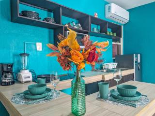 A5 Beachside Bliss Family Hawaiian Themed Quad Studio Kitchen AC - Playa del Carmen - 8