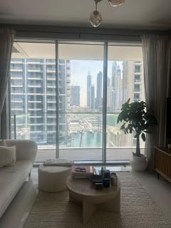 Palm & Marina View 1BR Apartment at Emaar Beachfront - 9