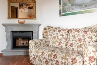 GuestHost - Lovely Apt with Panoramic Terrace - 3