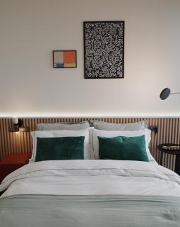 Charming 3BR Design Loft in the Heart of Ari - - 9