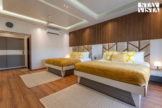 StayVista at Aura Farmstay with Pool & Lawn - 3