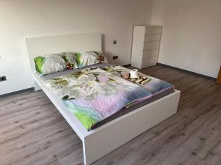 Große Ferienwohnung mit Parkplatz 15 min von Aachen - Alsdorf - 2