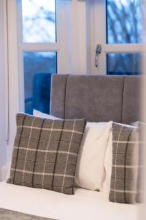 5-Bed House with Free Parking, City Centre, Family Friendly, Front & back Garden, Sleeps 10 - Edimburgo - 1