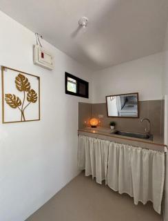 BALAI AURORA Pool & Lounge - Manila - 3
