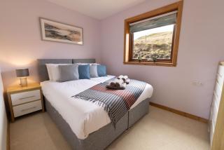 Botaira, Shetland Islands - - 6