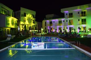 Nayino Resort Hotel - 1