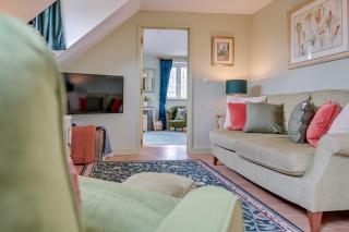 Treetops at Cherry Tree Cottage - Hankerton - 4