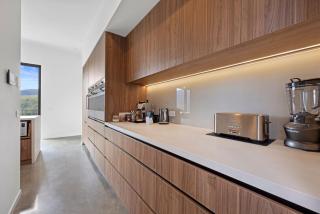 Tanderra 180 - Meaning "Resting Place" - Sleeps 12 - Merrijig - 4