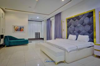 6 bedroom duplex penthouse - 9