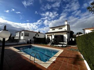 Chalet with private pool - Roda de Bará - 0