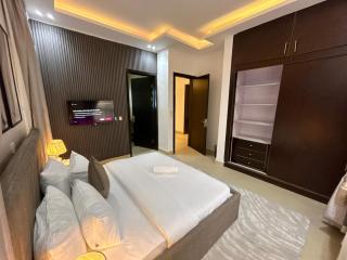 3 Bedroom Perfectly Furnished apartment in Ikoyi - Lagos - 3