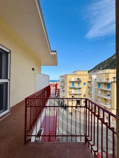 YourHome - Il Pino Rooms & Apartment - Meta - 3