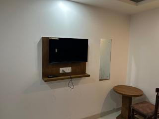 Hotel Yatri Niwas Delhi International Airport - New Delhi - 1