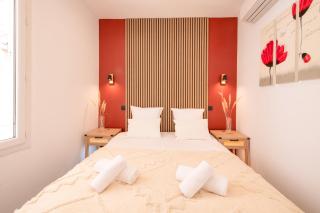 cœur historique de cannes entre palais et mer - 2