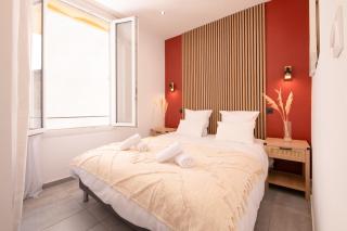 cœur historique de cannes entre palais et mer - 3