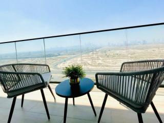 Jvc 1br Apartment Modern Comfort, Pool, Parking - 5