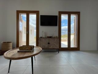 Gaia House - 4